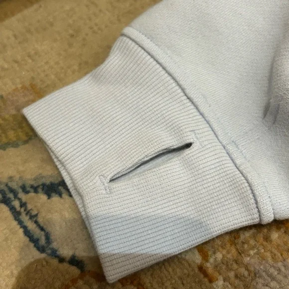 lululemon athletica Scuba Cropped - Light Blue - XS/S - Picture 9 of 10